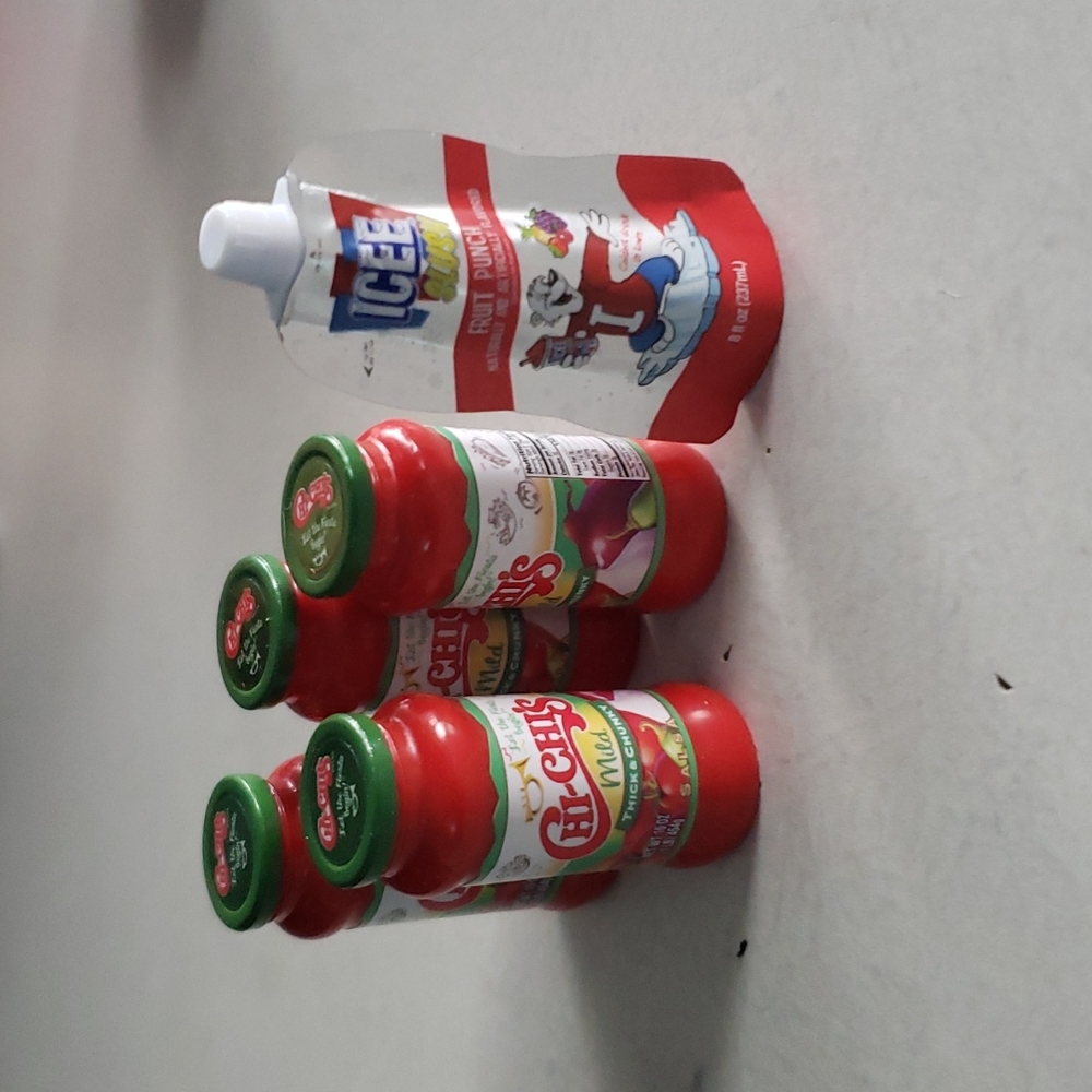 Mini brands series 4